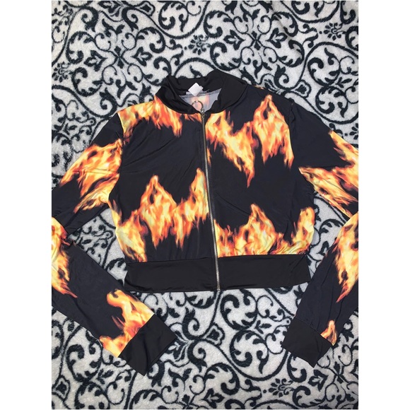 Cropped Flame Jacket - Picture 2 of 3